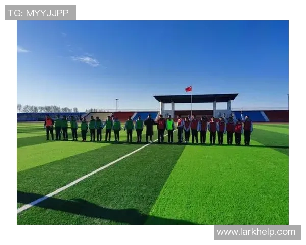 校园足球星闪耀青春赛场点燃激情梦想书写绿茵传奇新篇章